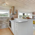Serey - 500m From The Sea By Interhome 하일스