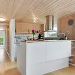 Serey - 500m From The Sea By Interhome 하일스