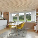 Serey - 500m From The Sea By Interhome * 하일스