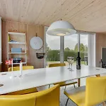 Serey - 500m From The Sea By Interhome *