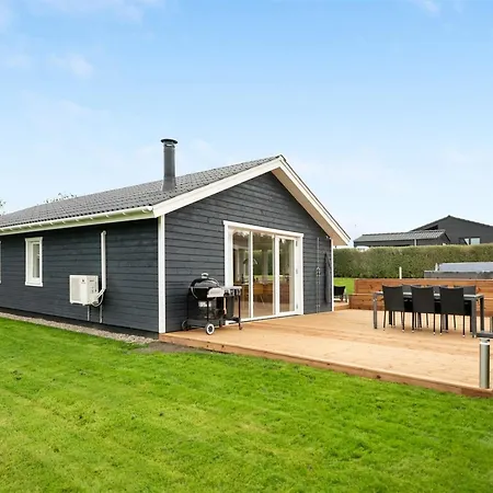 Serey - 500m From The Sea By Interhome 하일스