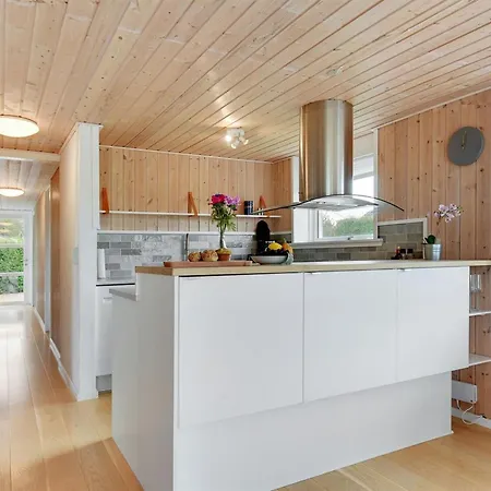 Serey - 500m From The Sea By Interhome Hejls